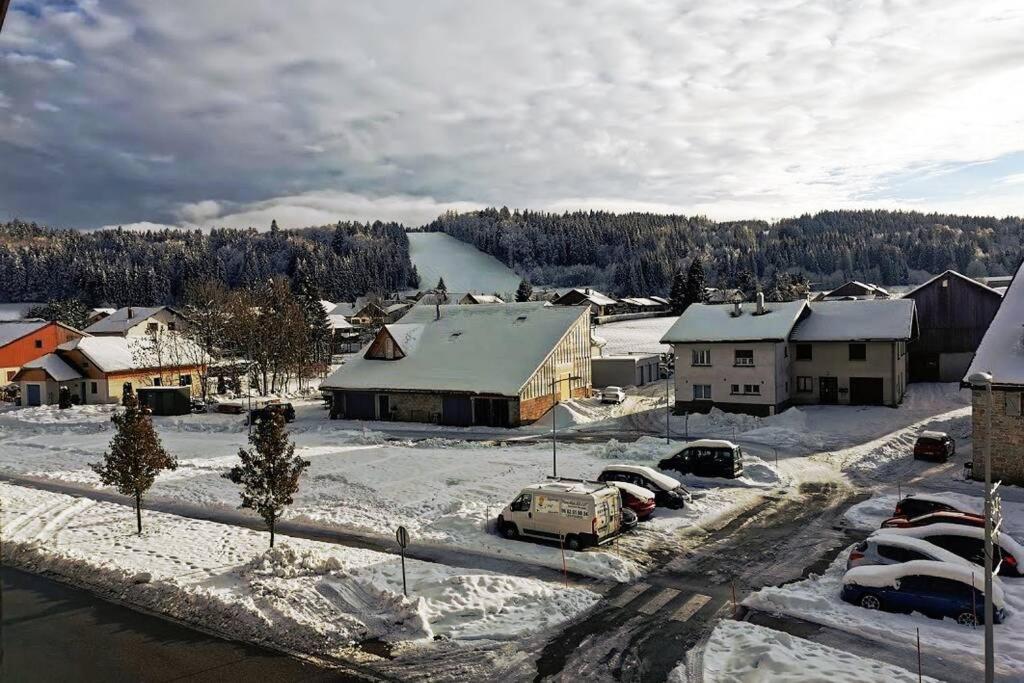 דירות Les Fourgs Ravissant Appart Proche Suisse Et Pistes De Ski Familiales מראה חיצוני תמונה